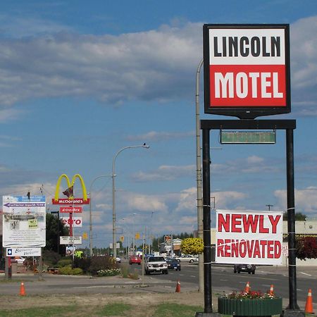 Lincoln Motel Sturgeon Falls Екстер'єр фото