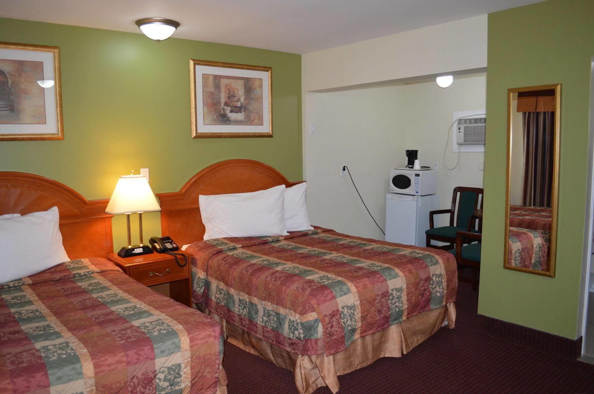 Lincoln Motel Sturgeon Falls Екстер'єр фото