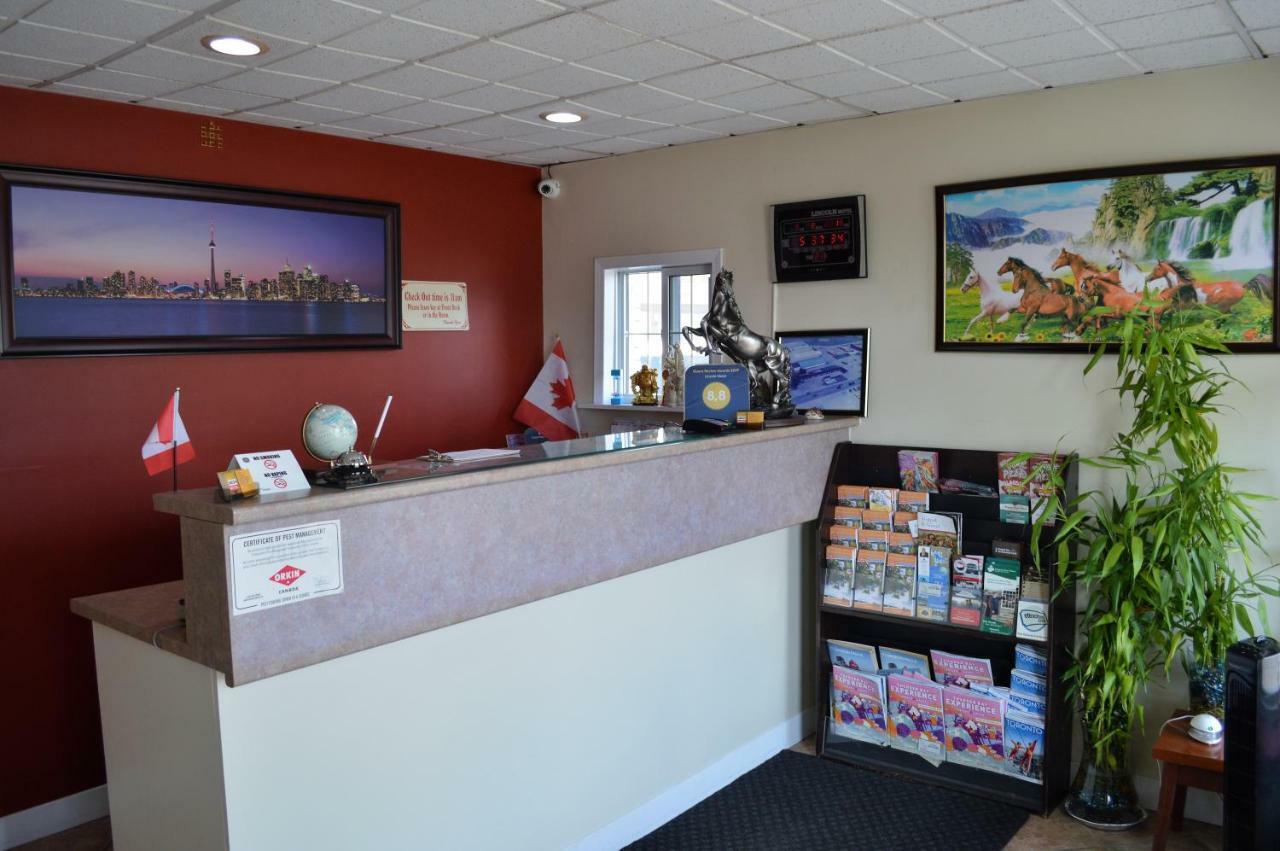 Lincoln Motel Sturgeon Falls Екстер'єр фото
